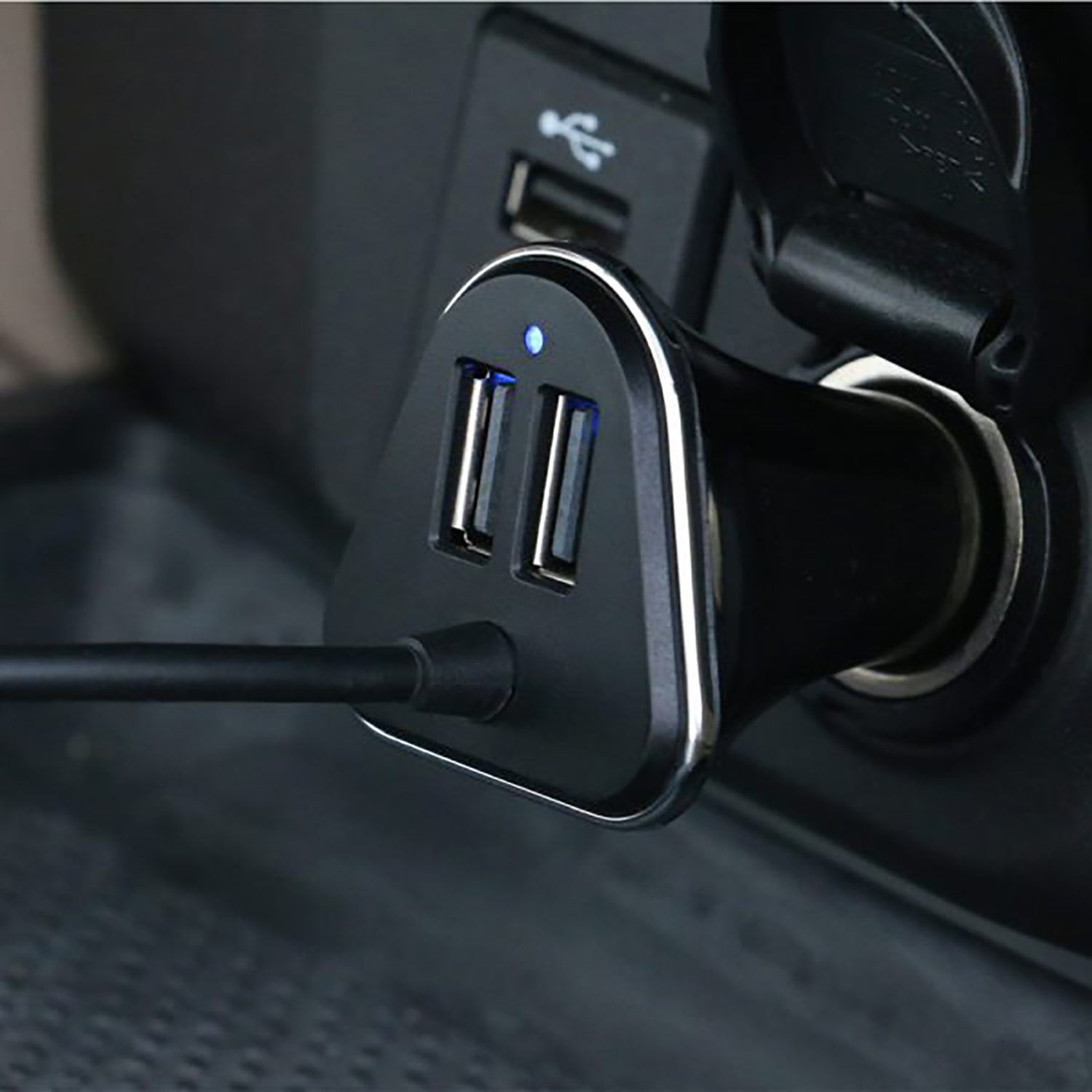 ArmorAll - Chargeur de Voiture à 4 Ports USB, Recharge Rapide, Noir - Simple Boutique