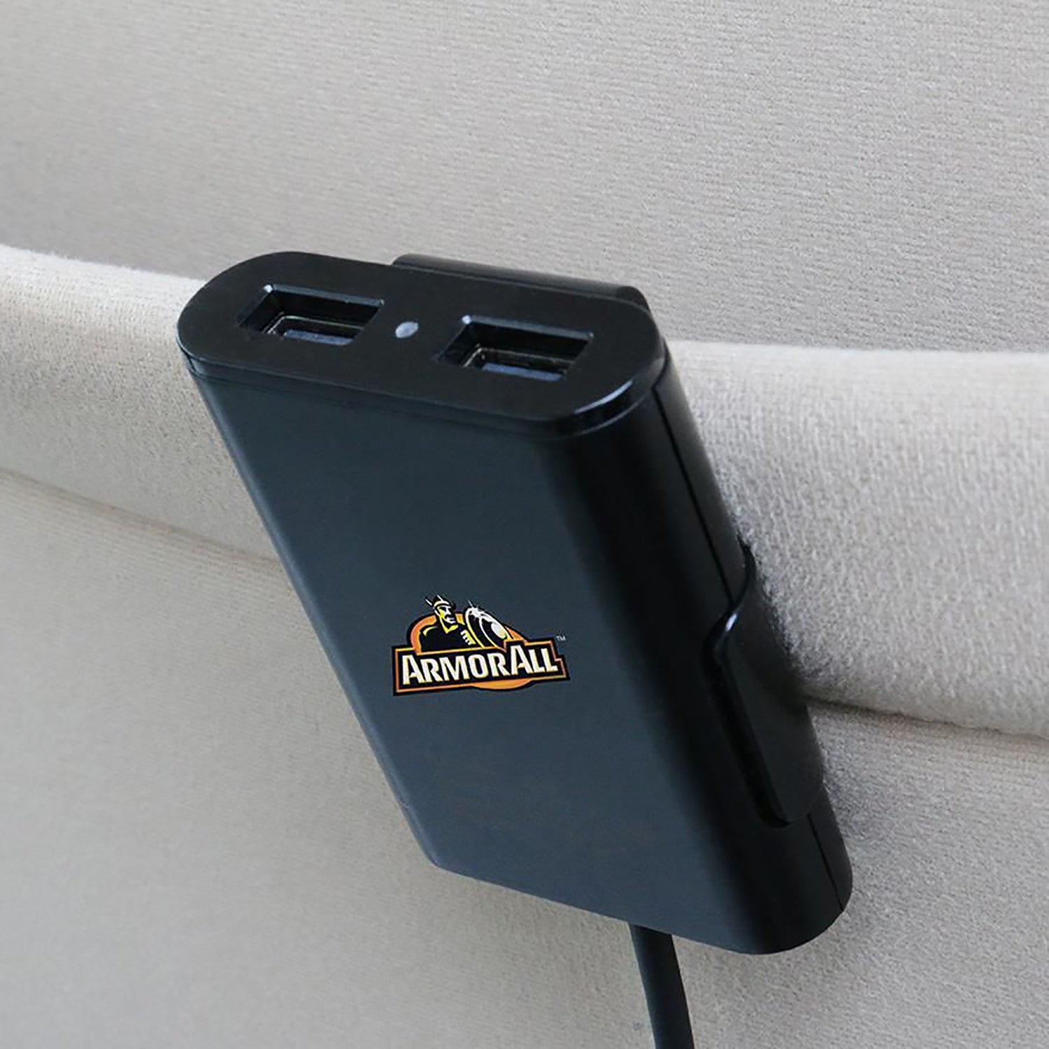 ArmorAll - Chargeur de Voiture à 4 Ports USB, Recharge Rapide, Noir - Simple Boutique