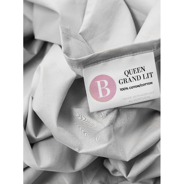 Bianca - Ensemble de Draps en Coton Percale Sara, 200 Fils, Fait au Portugal, Perle (5 Grandeurs Disponibles) - Simple Boutique