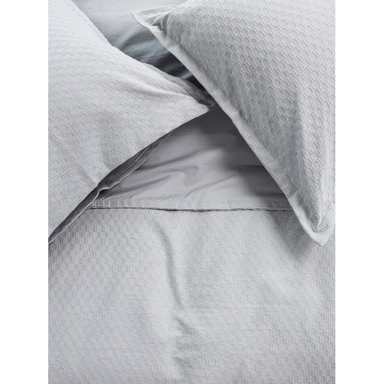 Bianca - Housse de Couette Nina en Coton Percale et Coton Matelassé, 200 Fils, Fait au Portugal, Perle (4 Grandeurs Disponibles) - Simple Boutique