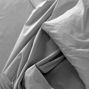 Cotton House - Ensemble de Drap en Bambou, Hypoallergénique, Grandeur Simple, Gris Pâle - Simple Boutique