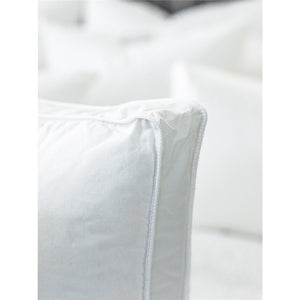 DB Chez Vous - Oreiller Hypoallergénique en Microfibre, Grandeur Standard, Blanc - Simple Boutique