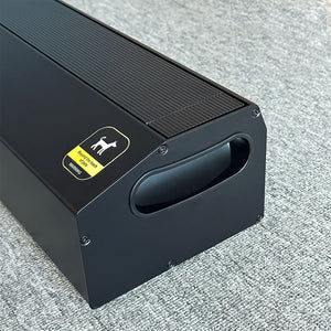 EluneVision - Écran de Projection ALR Motorisé au Sol "Tab-Tension", Aurora 8K, 16:9, Rejet de la Lumière Ambiante, Focal Ultra Courte - Simple Boutique