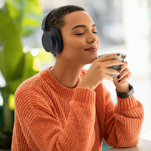JVC - Casque d'écoute Sans-Fil à Suppression de Bruit Hybride, Microphone et Télécommande Intégrés, Noir - Simple Boutique