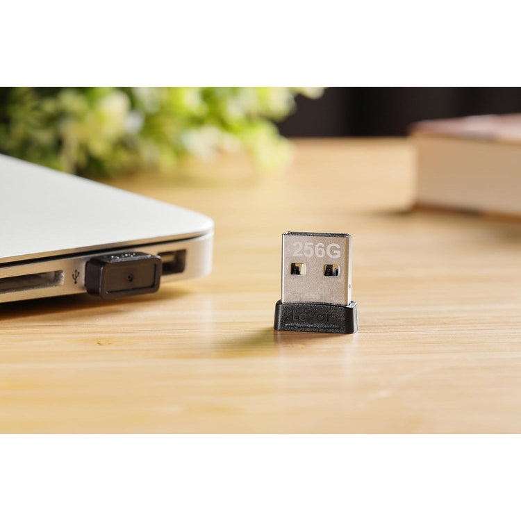 Lexar - Clé USB 3.1 Extra-Fine JumpDrive S47, Jusqu'à 250 Mo/s en Lecture, Capacité de 32GO - Simple Boutique