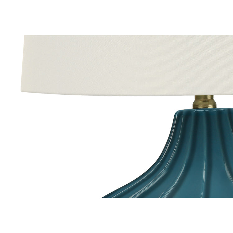 Monarch Specialties I 9612 - Luminaire, 24"H, Lampe De Table, Céramique Bleu, Abat-jour Ivoire / Crème, Transitionnel - Simple Boutique