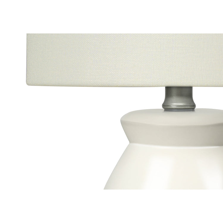 Monarch Specialties I 9740 - Luminaire, 17"H, Lampe De Table, Céramique Crème, Abat-jour Ivoire / Crème, Moderne - Simple Boutique