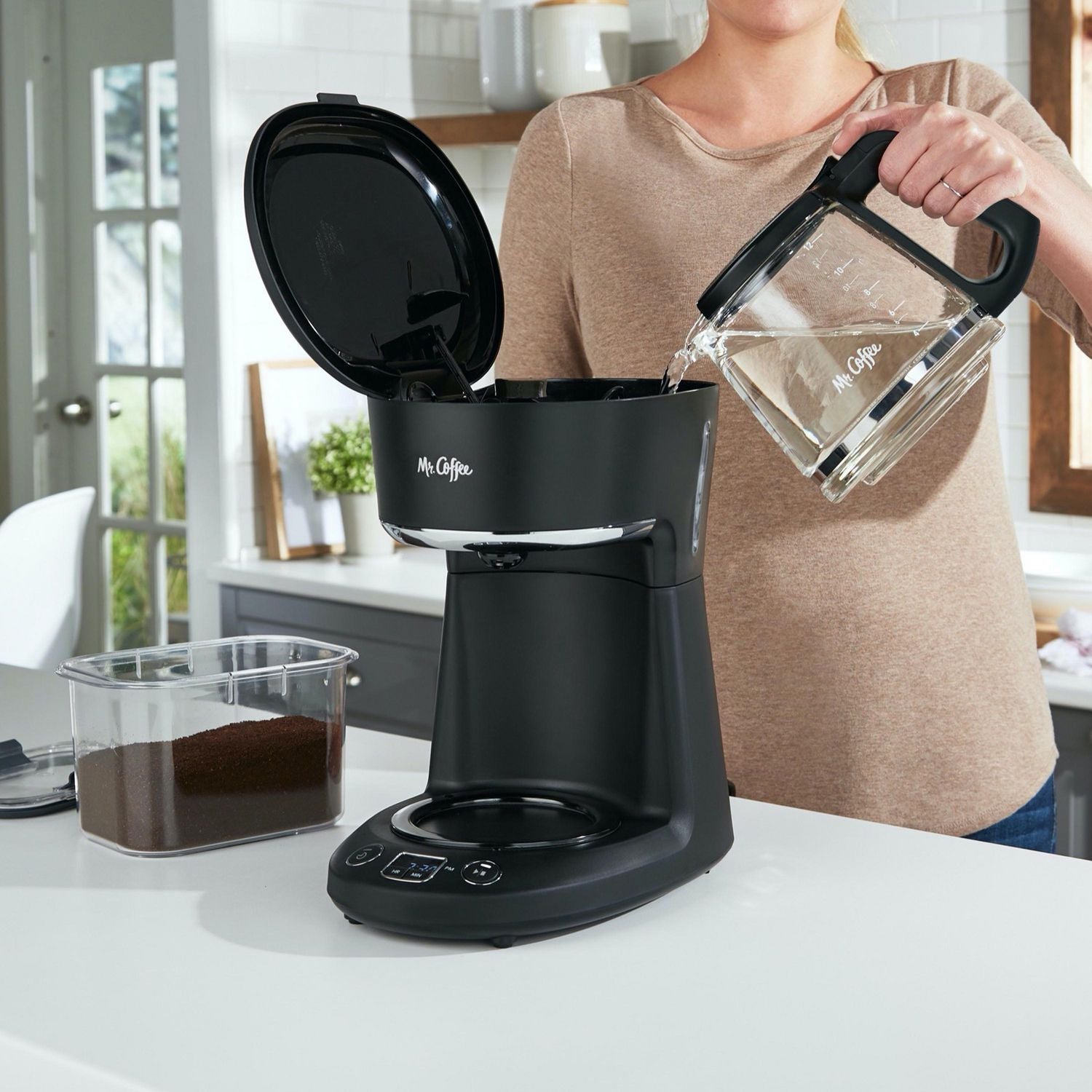 Mr. Coffee - Cafetière Programmable, Capacité de 12 Tasses, Fonction Percolation Tardive, Noir - Simple Boutique