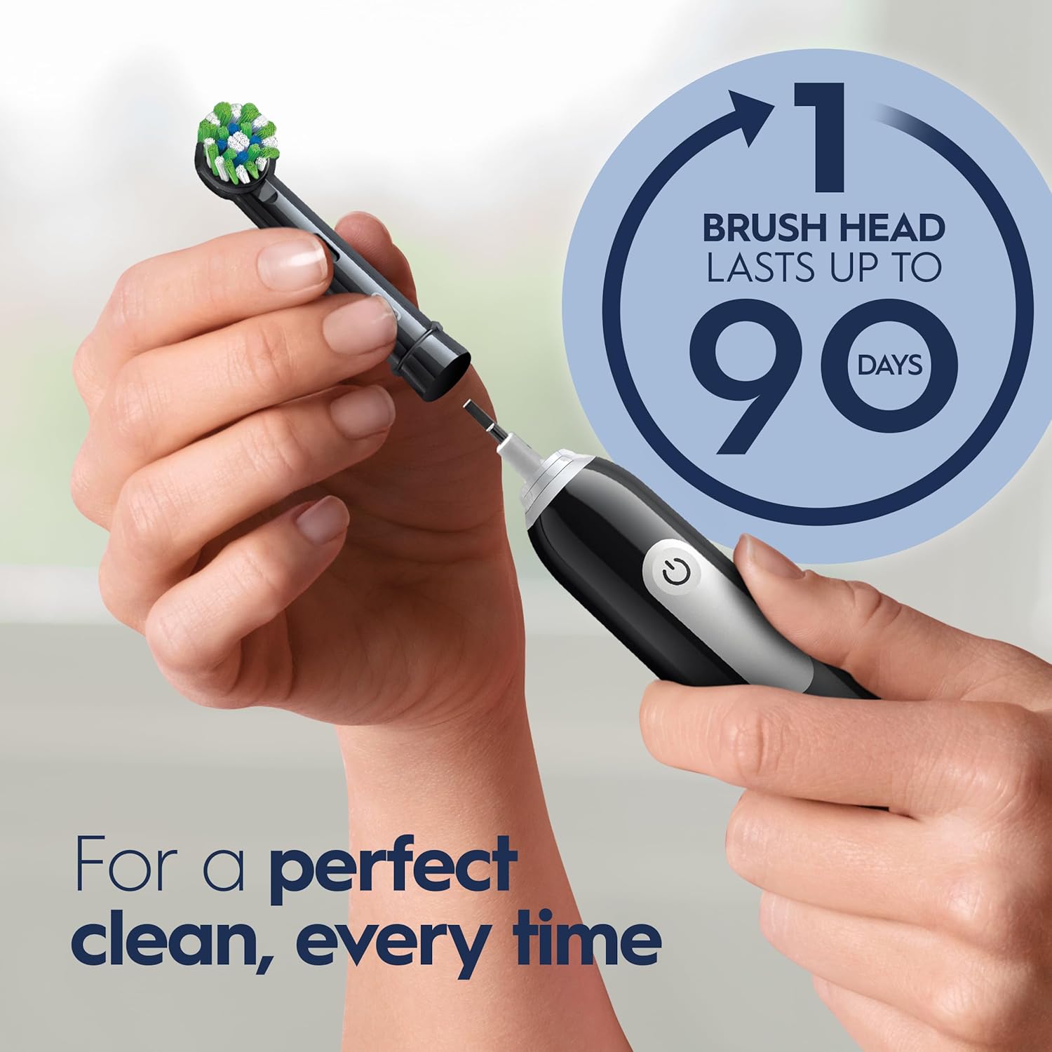 Oral-B - Brosse à Dent Électrique Rechargeable Black 1000, Brossette CrossAction, Noir - Simple Boutique