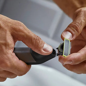 Philips - Tondeuse Personnelle Sans-Fil Tout-en-un Série 7000, Pour le Visage, la Tête et le Corps - Simple Boutique