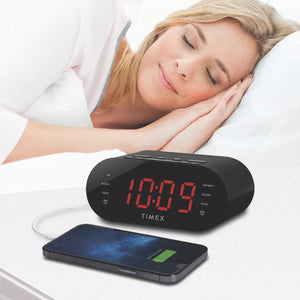 Timex Radio-Réveil à Double Alarme avec Affichage LED, Chargement USB et Batteries de Secours, Noir - T232B - Simple Boutique