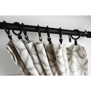 Versailles - Ensemble de 7 Anneaux à Pince pour Rideau avec Doublure en Nylon, Glissement silencieux, Noir - Simple Boutique