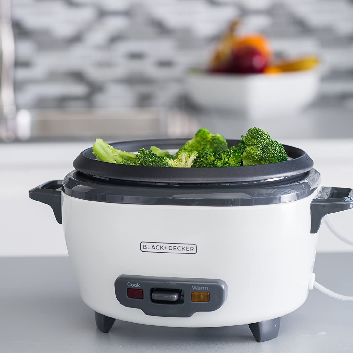 Black + Decker - Cuiseur à Riz/Cuiseur à Vapeur, Capacité de 6 Tasses, Bol Antiadhésif, Blanc - Simple Boutique