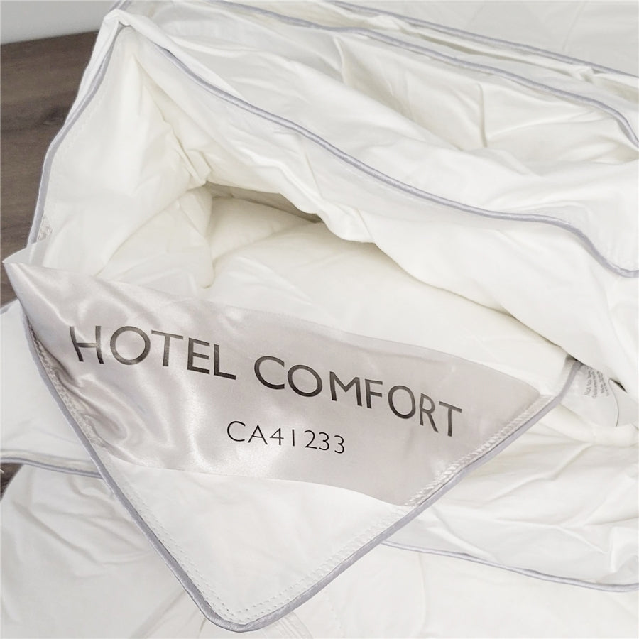 Cotton House - Couette Synthétique Hotel Comfort, 100% Coton, Remplissage 3D 100% Fibre MicroGel, Grandeur King, Blanc - Simple Boutique