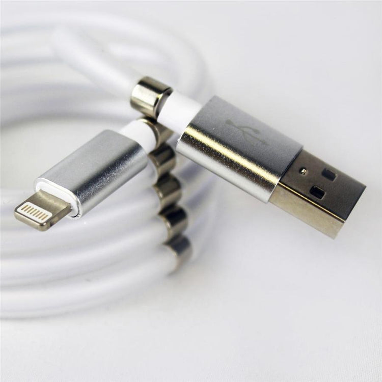 GlobalTone - Câble USB-A à Lightning avec Système de Rangement Magnétique, 2.4A, Longeur de 1 Mètre, Blanc - Simple Boutique