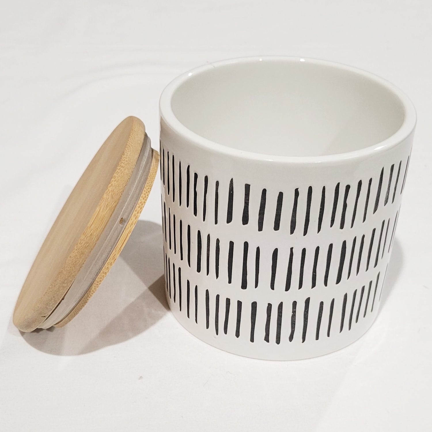 ITY International - Ensemble de 3 Pots de Rangement Hermétiques en Céramique avec Couvercle en Bambou, Grandeur Petit, Blanc et Noir - Simple Boutique