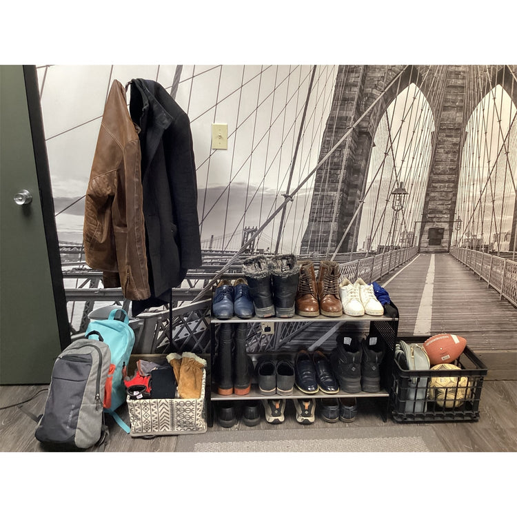 RAKABOT Signature - Étagère de Rangerment pour Bottes d'hiver et Bottes de Pluies avec Système de Récupération d'eau, Fait au Canada, Fini Aluminium Brossé/Cotés Noir - Simple Boutique