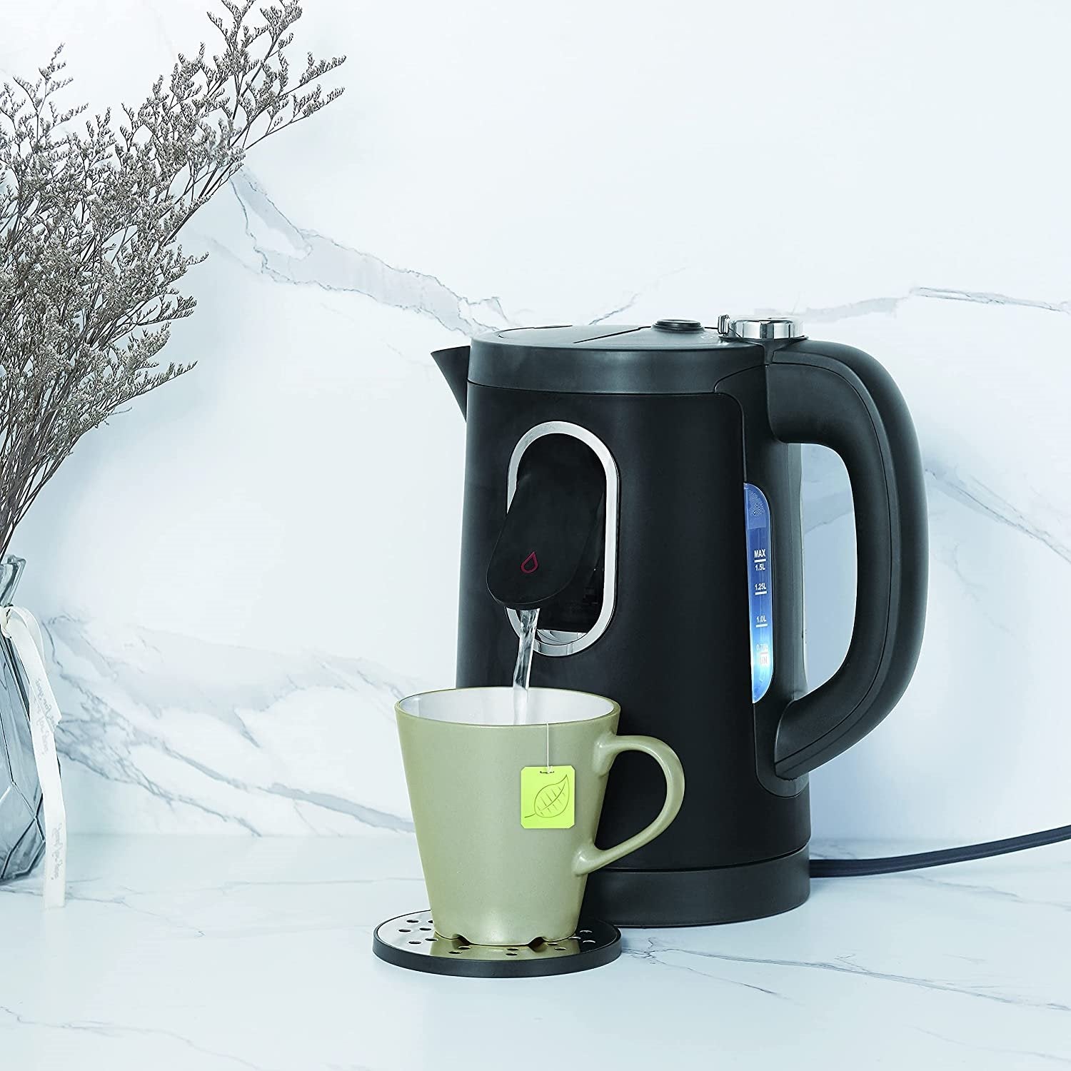 Salton JK2079 Salton Bouilloire Polyvalente et Distributeur d'eau Chaude, 1,5 l Noir - Simple Boutique