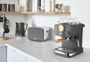 Swan Nordic SK22111GRYN Machine à Espresso, Pression 15 Bars, Mousseur à Lait, Réservoir 1,2 L, Gris - Simple Boutique