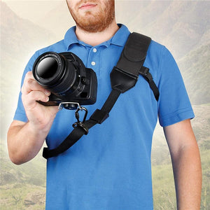 USA GEAR GRCMSS0100BKUS Bandoulière pour Appareil Photo DSLR avec Élévant et Néoprène Rembourré Noir - Simple Boutique