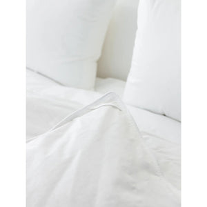 Bianca - Couette en Duvet Recyclé, 4 Saison, Hypoallergénique, Éco-Responsable, Fait à Montréal - Queen - Simple Boutique