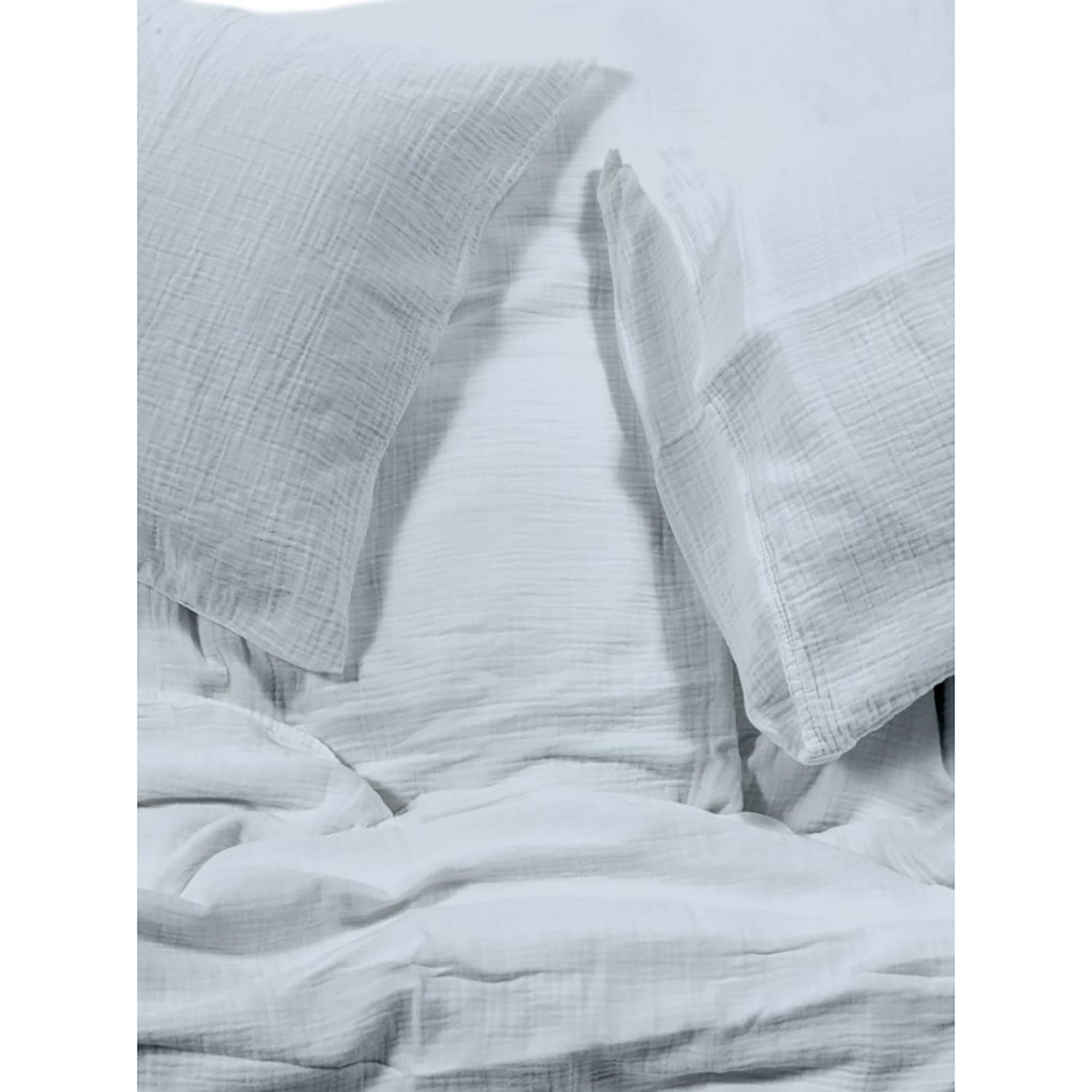Bianca - Housse de Couette Emilia en Gaze de Coton, 100% Coton, Fait au Portugal, Ciel (4 Grandeurs Disponibles) - Simple Boutique