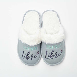 Chantal Lacroix - Pantoufles « Esprit libre », Chaudes et Confortables, Gris (Disponible en 2 Grandeurs) - Liquidation Vente Finale - Simple Boutique