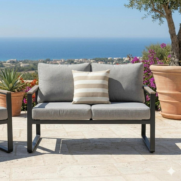 Coussin Décoratif extérieur Sunset 18" x 18" beige rayé - Simple Boutique