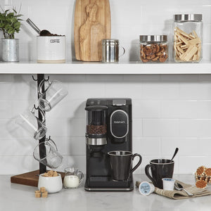 Cuisinart - Cafetière à Portion Individuel avec Moulin à Café Intégré, Compatible avec les Capsules, Noir - Simple Boutique