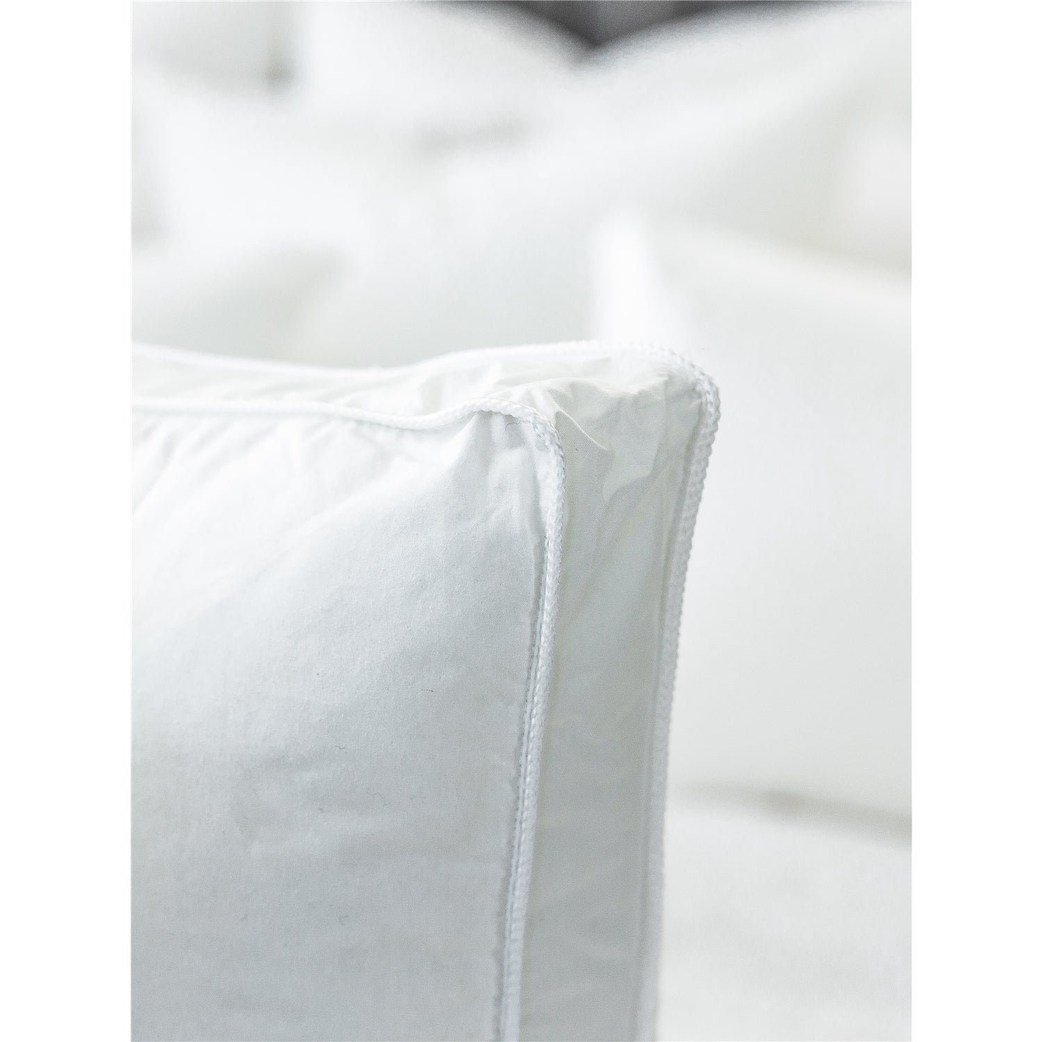 DB Chez Vous - Oreiller Hypoallergénique en Microfibre, Grandeur King, Blanc - Simple Boutique