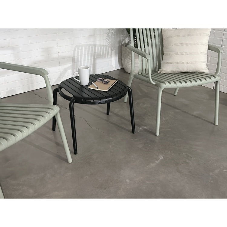 F. Corriveau International - Chaise avec Accoudoir Summer, Intérieur/Extérieur, Vert - Simple Boutique