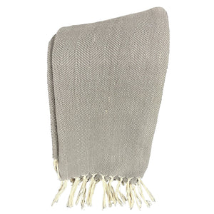 F. Corriveau International - Jetée Uni Charm, Intérieur/Extérieur, 50" x 60" - Simple Boutique