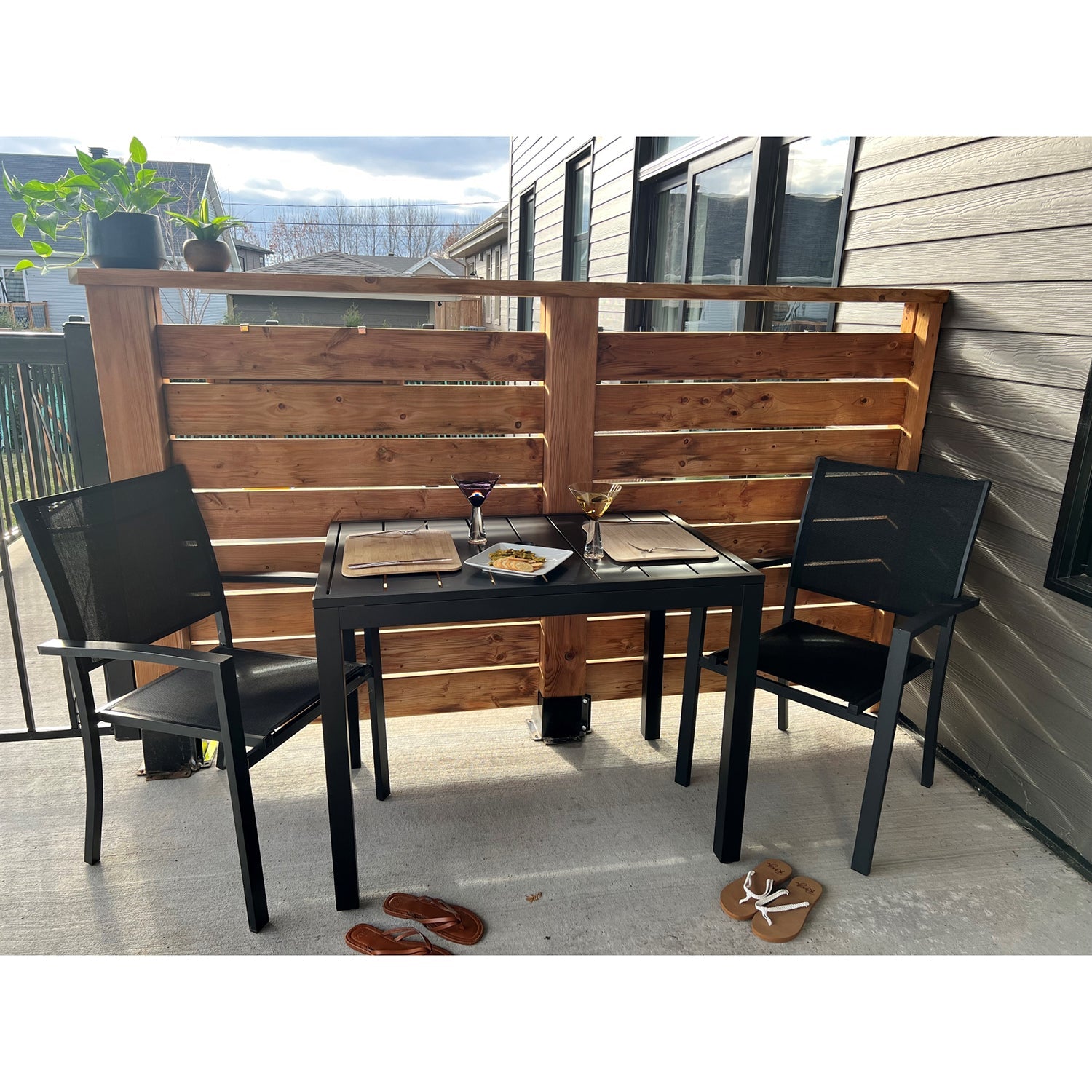 F. Corriveau International - Table à Dîner Ristorante pour L'extérieur, Cadre en Aluminium - Simple Boutique