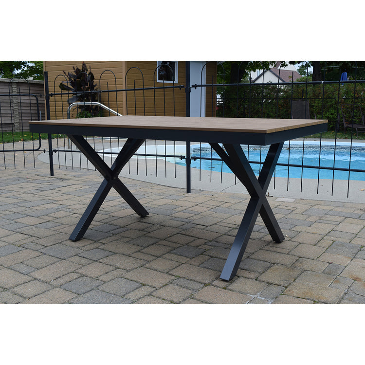 F. Corriveau International - Table à Manger Nappa Extérieur, Aluminium et PS Wood - Simple Boutique