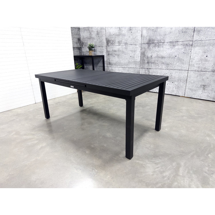 F. Corriveau International - Table à Rallonge Extérieur, Fait en Aluminium, Noir - Simple Boutique