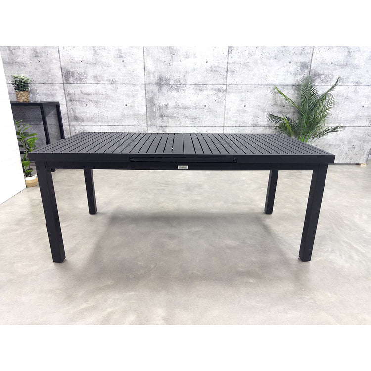 F. Corriveau International - Table à Rallonge Extérieur, Fait en Aluminium, Noir - Simple Boutique