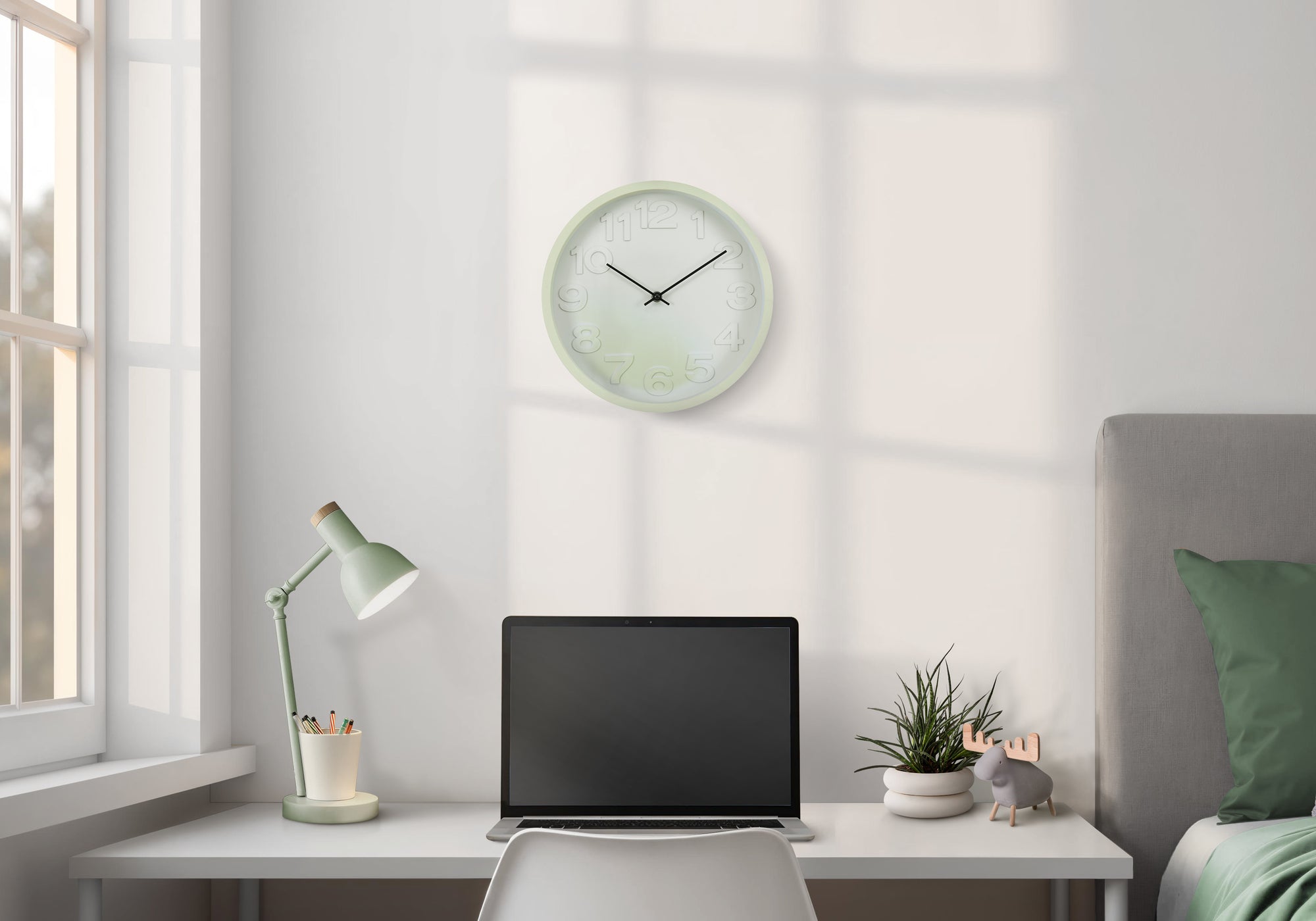 I 9117 - Horloge, 12'' Rond, Juvénile, Horloge Murale, Visage Vert Clair, Cadre Vert, Contemporain, Moderne - Simple Boutique