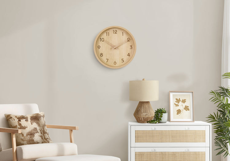 I 9120 - Horloge, 12'' Rond, Juvénile, Horloge Murale, Visage Naturel, Cadre Naturel, Contemporain, Moderne - Simple Boutique