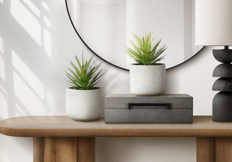 I 9362 - Plante Artificielle, Ensemble De 2, 9'' De Haut, Succulent, Pots En Ciment Blanc, Contemporain, Moderne - Simple Boutique