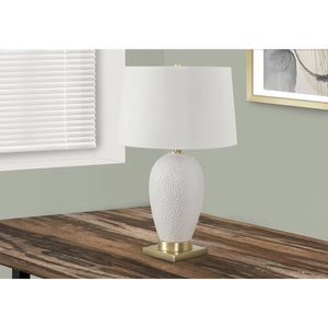 I 9610 - Luminaire, 26"H, Lampe De Table, Céramique Blanche, Abat-jour Ivoire / Crème, Transitionnel - Simple Boutique