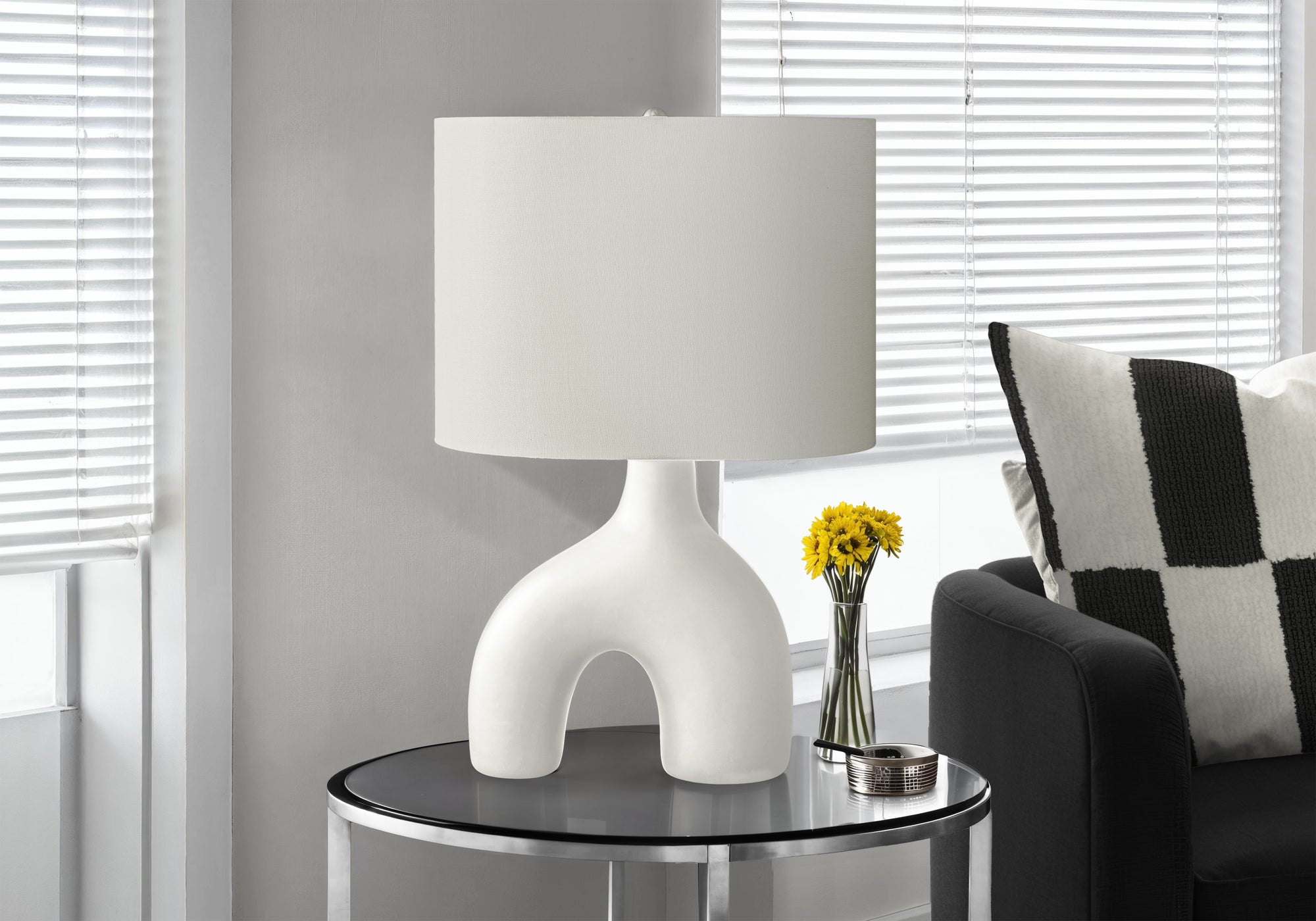I 9665 - Luminaire, 25''H, Lampe De Table, Céramique Blanche, Abat-jour Ivoire / Crème, Contemporain, Moderne - Simple Boutique