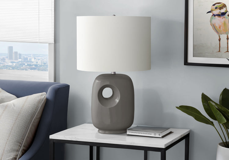 I 9674 - Luminaire, 26''H, Lampe De Table, Pots En Chrome, Abat-jour Ivoire / Crème, Contemporain - Simple Boutique