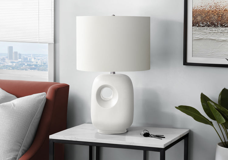 I 9679 - Luminaire, 26''H, Lampe De Table, Céramique Blanche, Abat-jour Ivoire / Crème, Contemporain, Moderne - Simple Boutique
