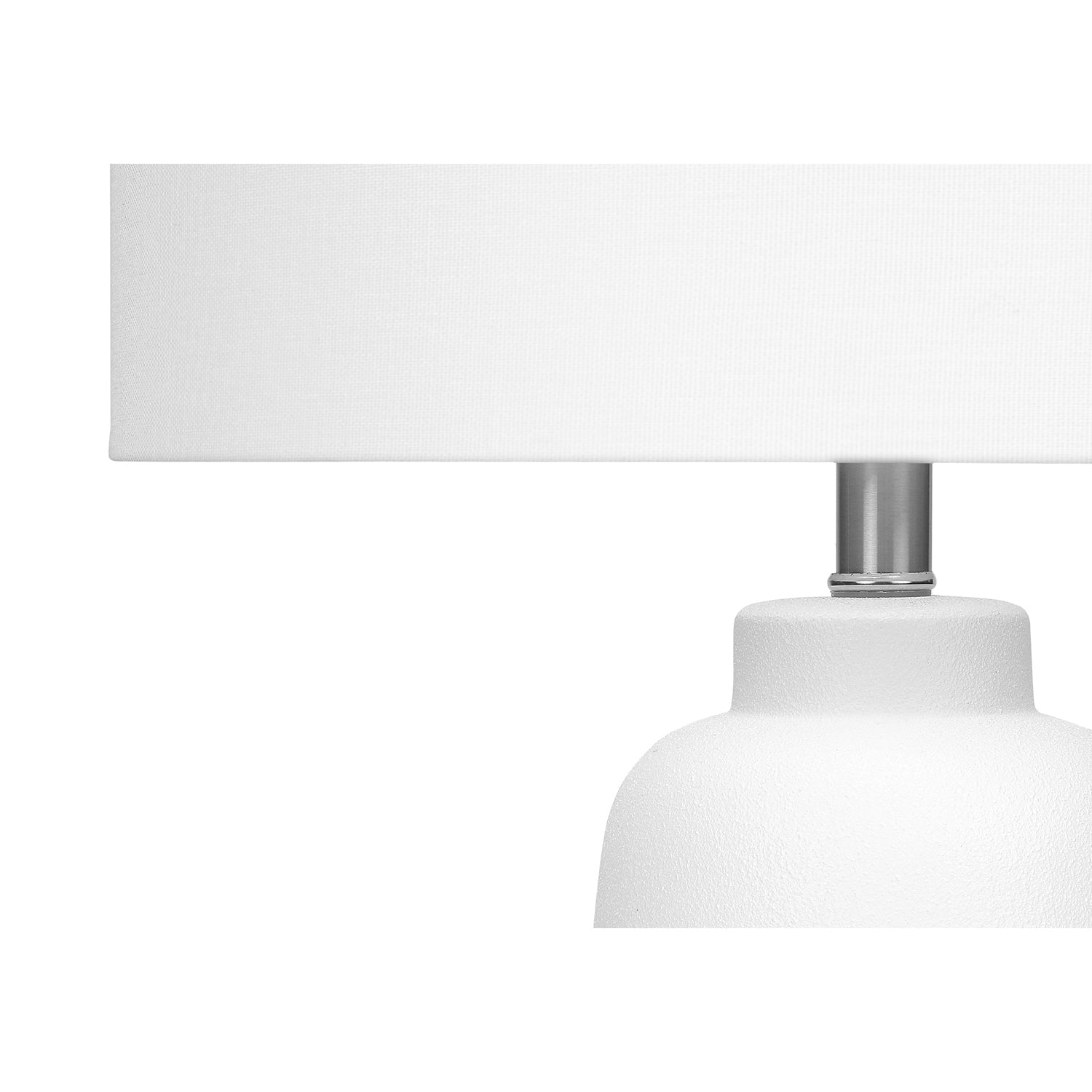 I 9716 - Luminaire, 26"H, Lampe De Table, Céramique Crème, Abat-jour Ivoire / Crème, Moderne - Simple Boutique