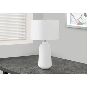 I 9716 - Luminaire, 26"H, Lampe De Table, Céramique Crème, Abat-jour Ivoire / Crème, Moderne - Simple Boutique