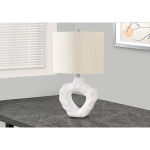 I 9727 - Luminaire, 25"H, Lampe De Table, Résine Créme, Abat-jour Ivoire / Crème, Moderne - Simple Boutique