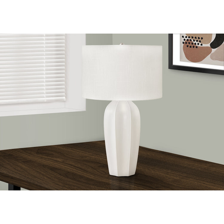 I 9731 - Luminaire, 27"H, Lampe De Table, Céramique Crème, Abat-jour Ivoire / Crème, Moderne - Simple Boutique