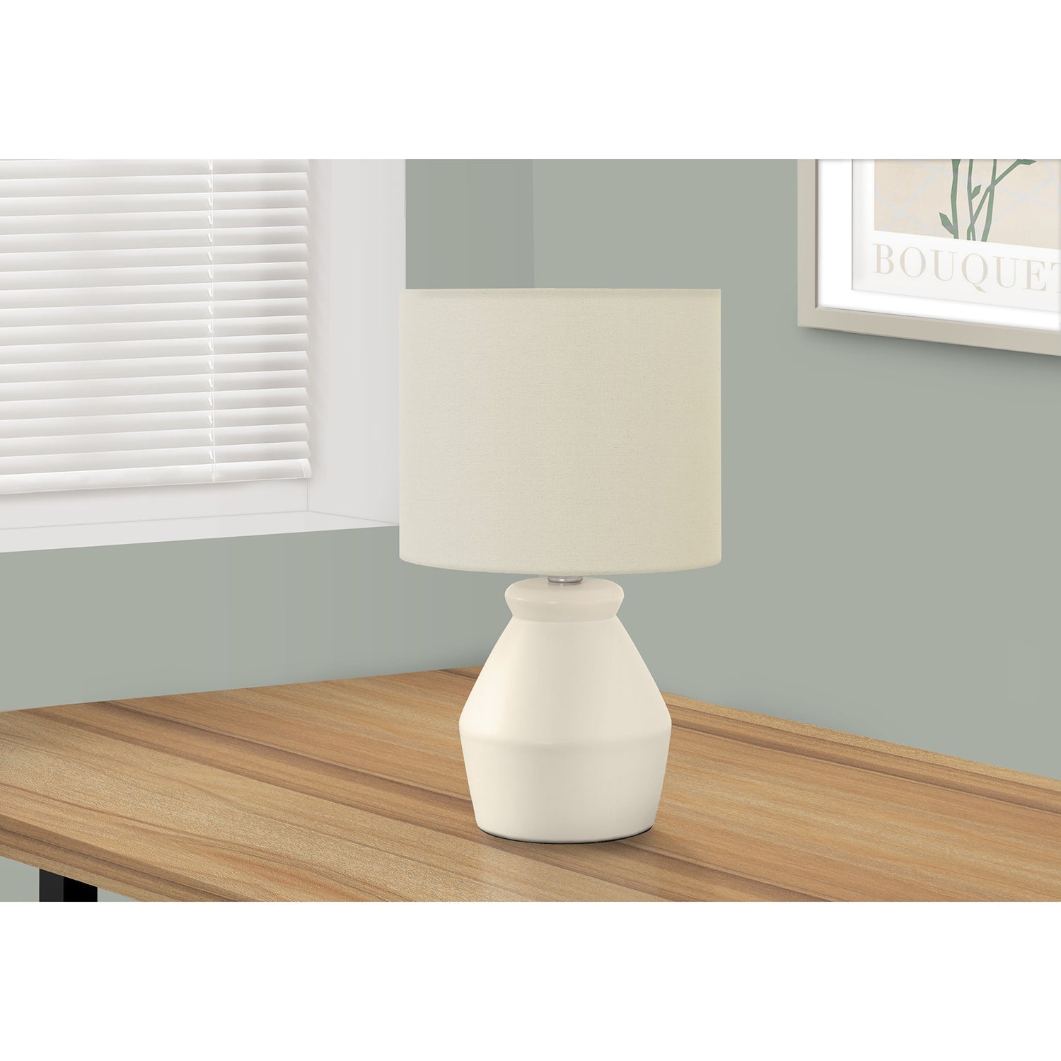 I 9740 - Luminaire, 17"H, Lampe De Table, Céramique Crème, Abat-jour Ivoire / Crème, Moderne - Simple Boutique