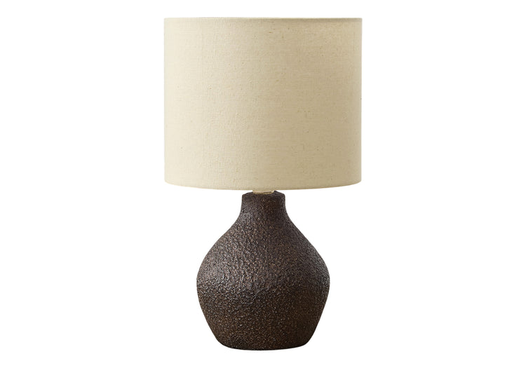 I 9772 - Luminaire, 16''H, Lampe De Table, Résine Brune, Abat-jour Beige, Contemporain - Simple Boutique