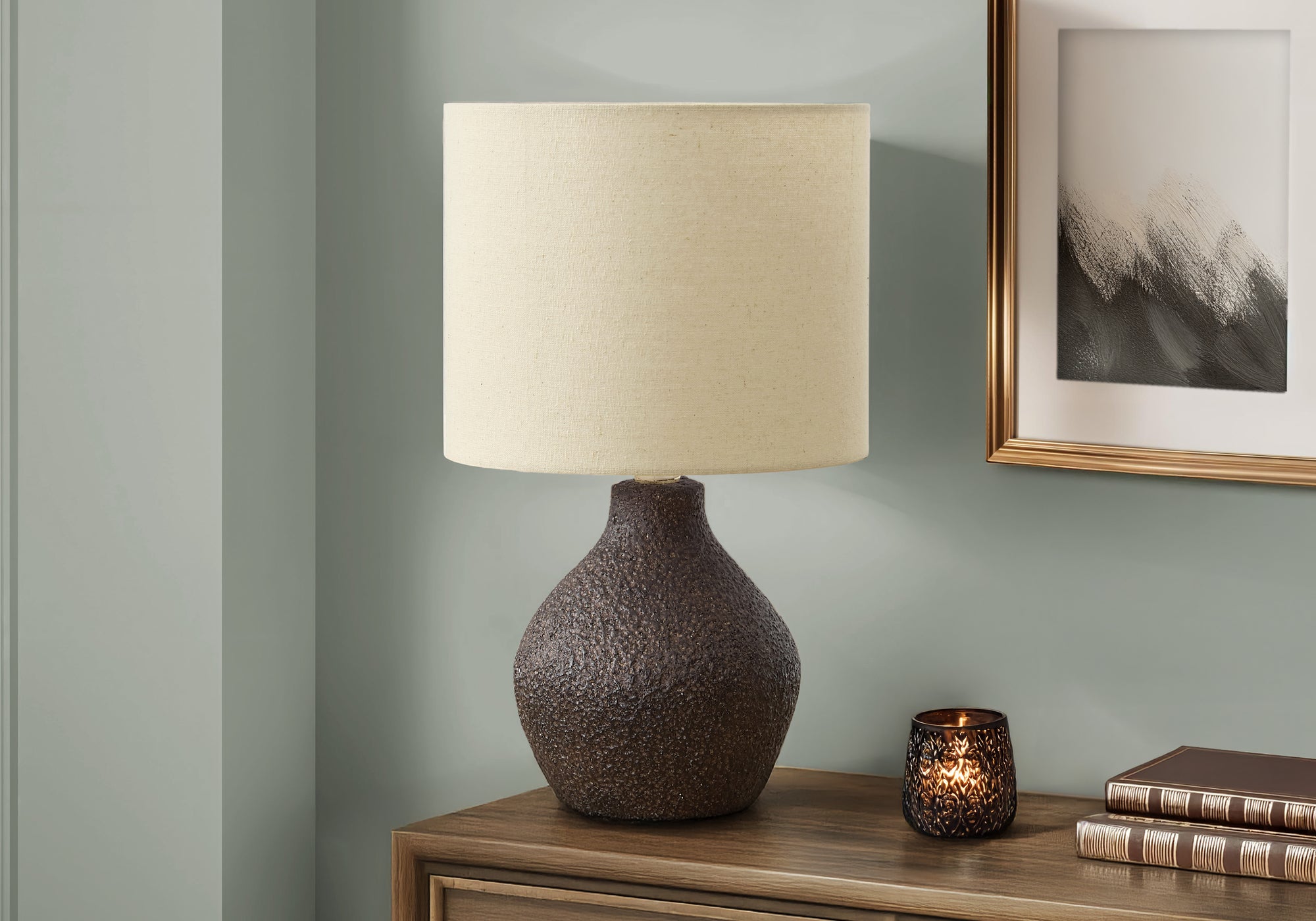 I 9772 - Luminaire, 16''H, Lampe De Table, Résine Brune, Abat-jour Beige, Contemporain - Simple Boutique